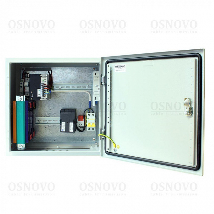 OSS-44TB1 Кросс оптический уличный в монтажном шкафу - YUM
