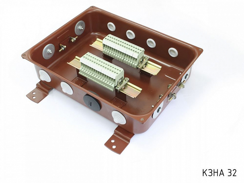 КЗНА-32 У3 IP43 (zeta30312) Клеммная коробка с наборными зажимами - YUM