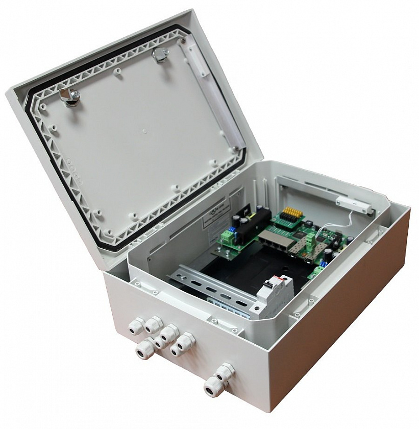 Tfortis PSW-1G4F-Box Коммутатор для подключения 4 камер - YUM