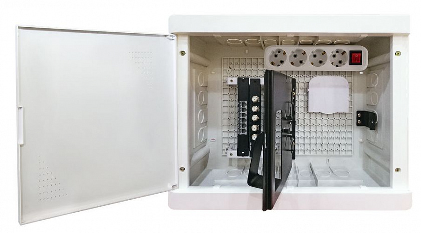 БМ-ВП-01, 420х320х150, ТВх4, ТФх5, 2 сетевых модуля, колодка питания (SQ0915-0201) Бокс мультимедийный - YUM
